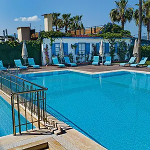 Uras Otel